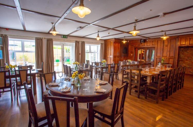 Lydons Lodge Hotel Cong Exterior photo